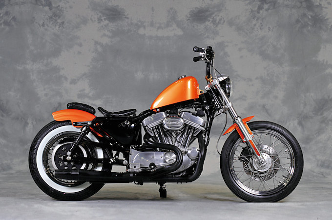 Harley Davidson 送料無料 ソロシート ピリオンパッド BK 新品 トライアンフ 883 タックロール パンヘッド ショベル ナックル ハーレー チョッパー sr e