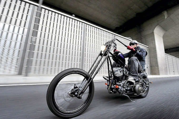 1972年式 FLH 車坂下モトサイクル フルカスタム | バージンハーレー