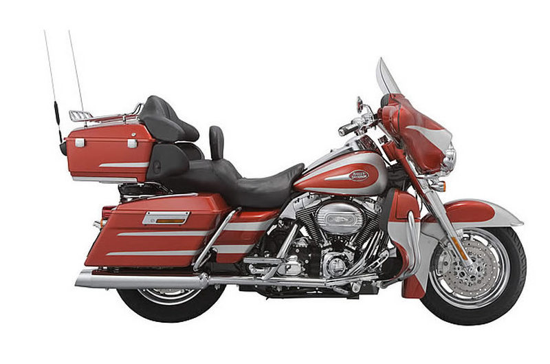 2008年式 CVO FLHTCUSE3 年式別モデルカタログ | バージンハーレー